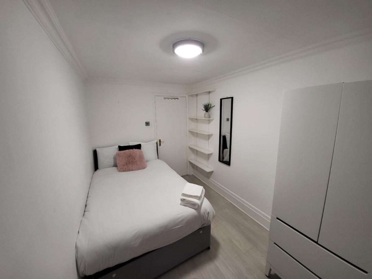 Cosy Apartment By Clapham South Underground! Londra Esterno foto